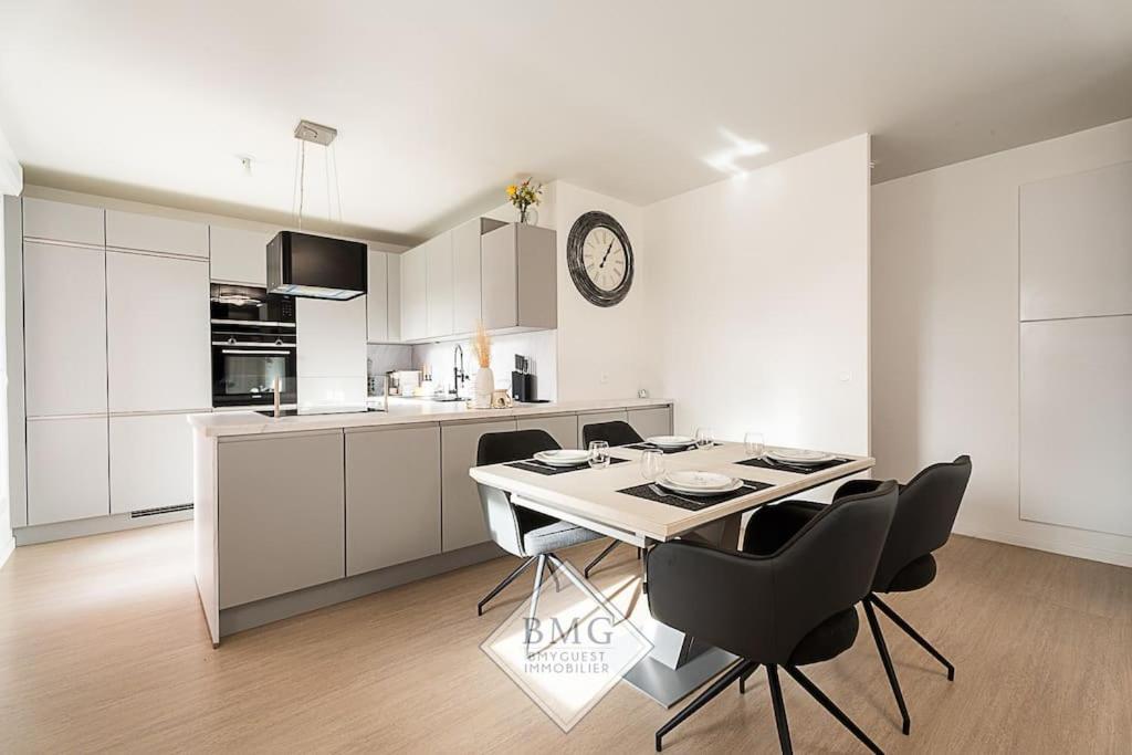 Scandinaves Appartement Disneyland เซร์ริส ภายนอก รูปภาพ